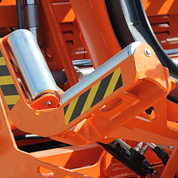 Hydraulic rollers